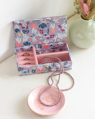 Treasured Keepsakes Curated Gift Box Set - Treasured Keepsakes Curated Gift Box Set - The Wishing Chair