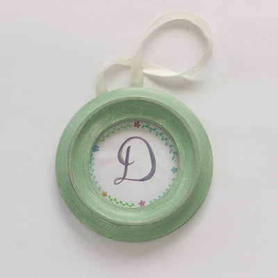 Triad Hanging Photoframe - Round / Spring Green - The Wishing Chair