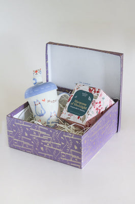 The Cat & Queen Gift Box - The Cat & Queen Gift Box - The Wishing Chair  - The Cat & Queen Gift Box - The Wishing Chair