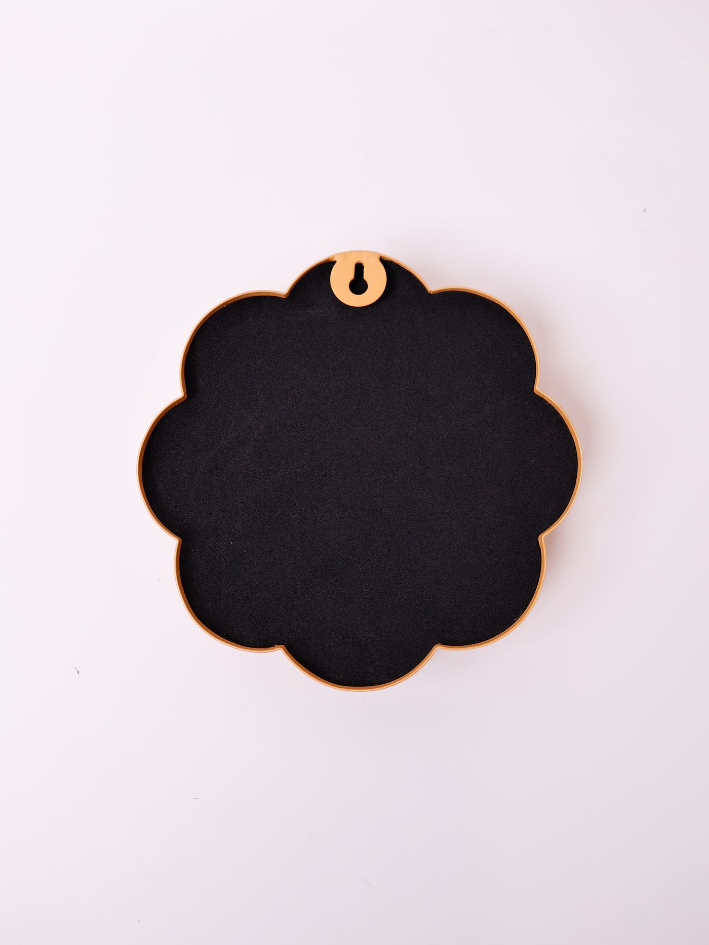 Ellie Metal Wall Plate