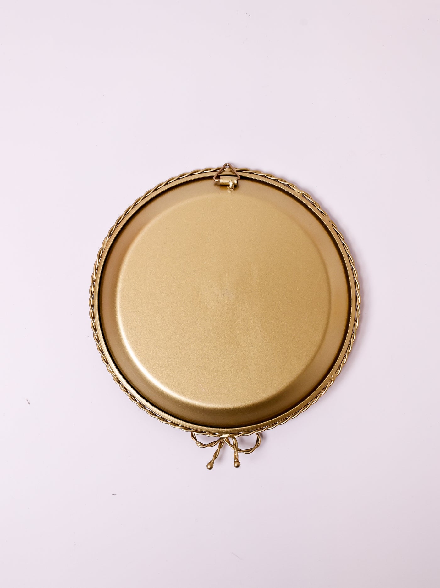 Vase Metal Wall Plate
