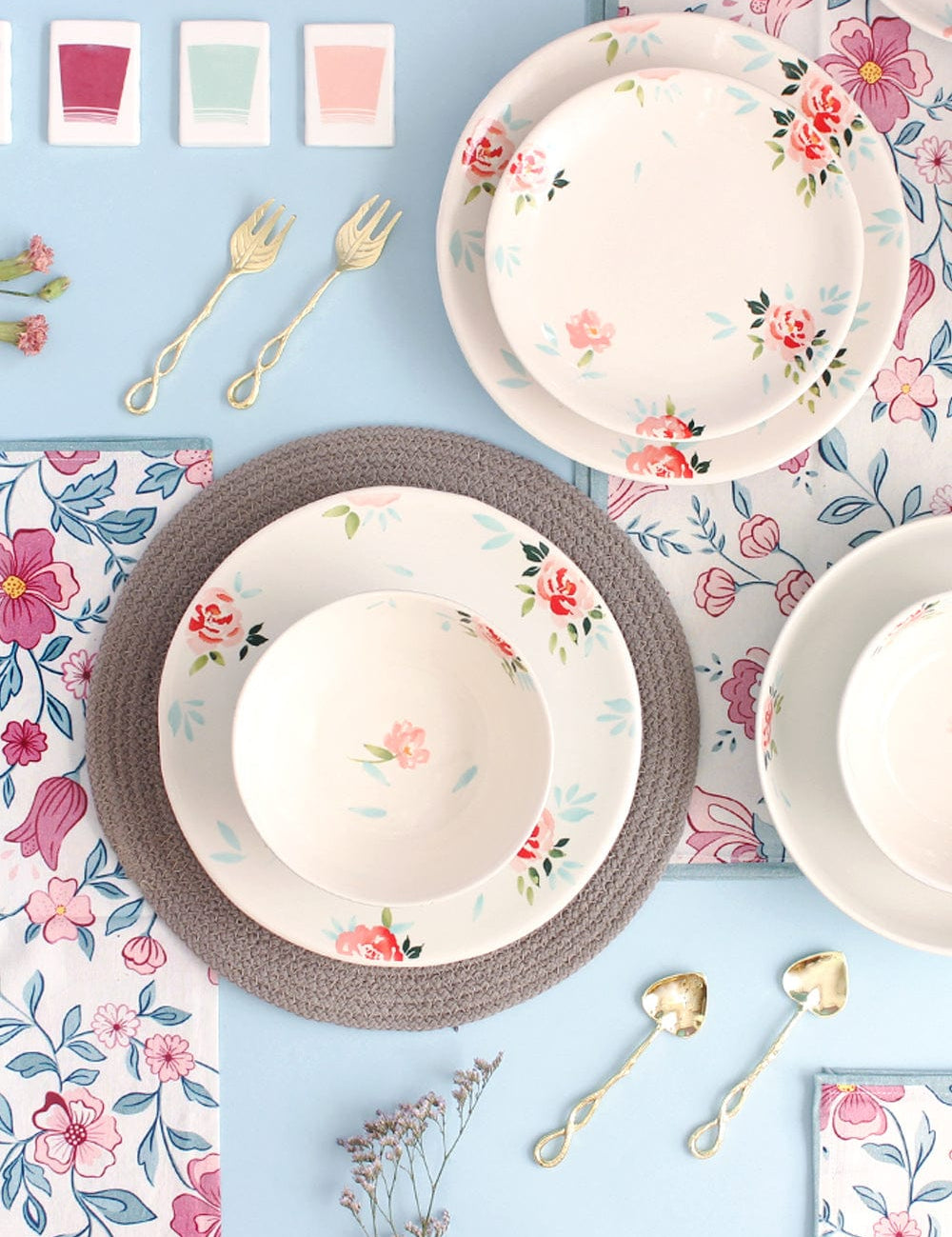 Day Dreams Handpainted Dinner Plates- Set of 4 - The Wishing Chair