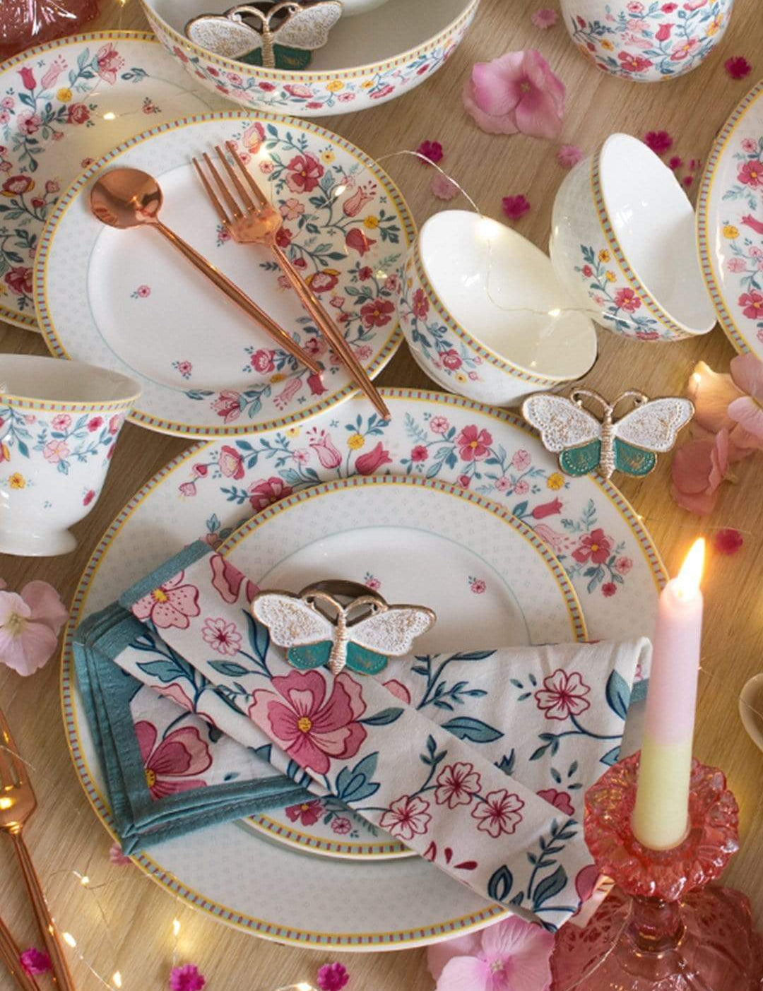 Raindrops And Roses Dinner Plate- Set Of 6 - The Wishing Chair