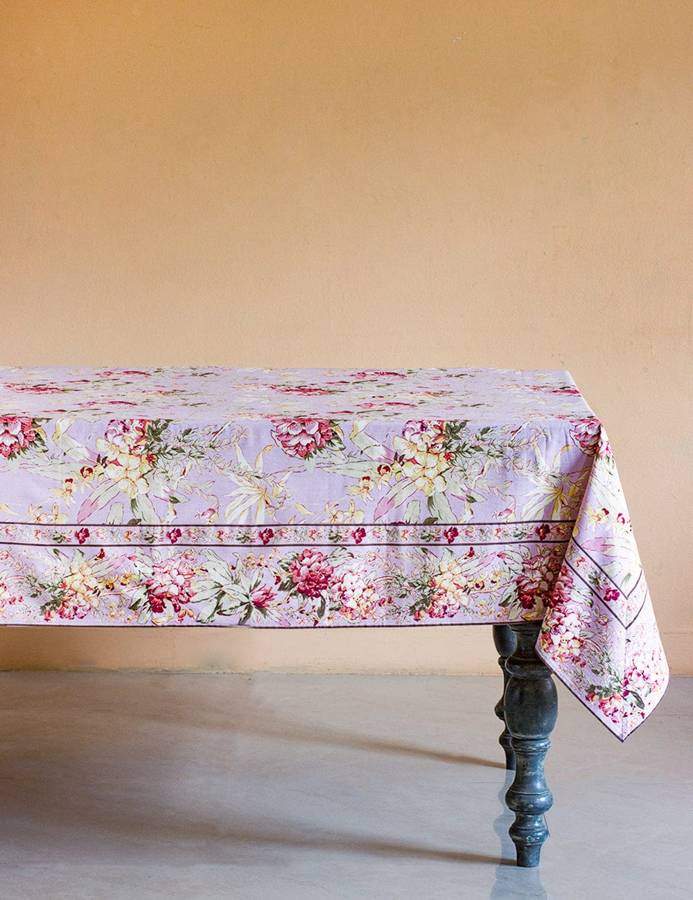 April Cornell Hydrangea Amethyst  Dining Cloth-8 Seater