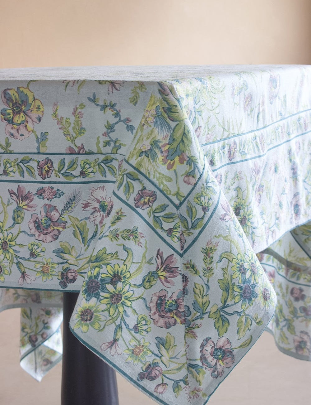 April Cornell Meadow Mist Breakfast Cloth- 4 Seater