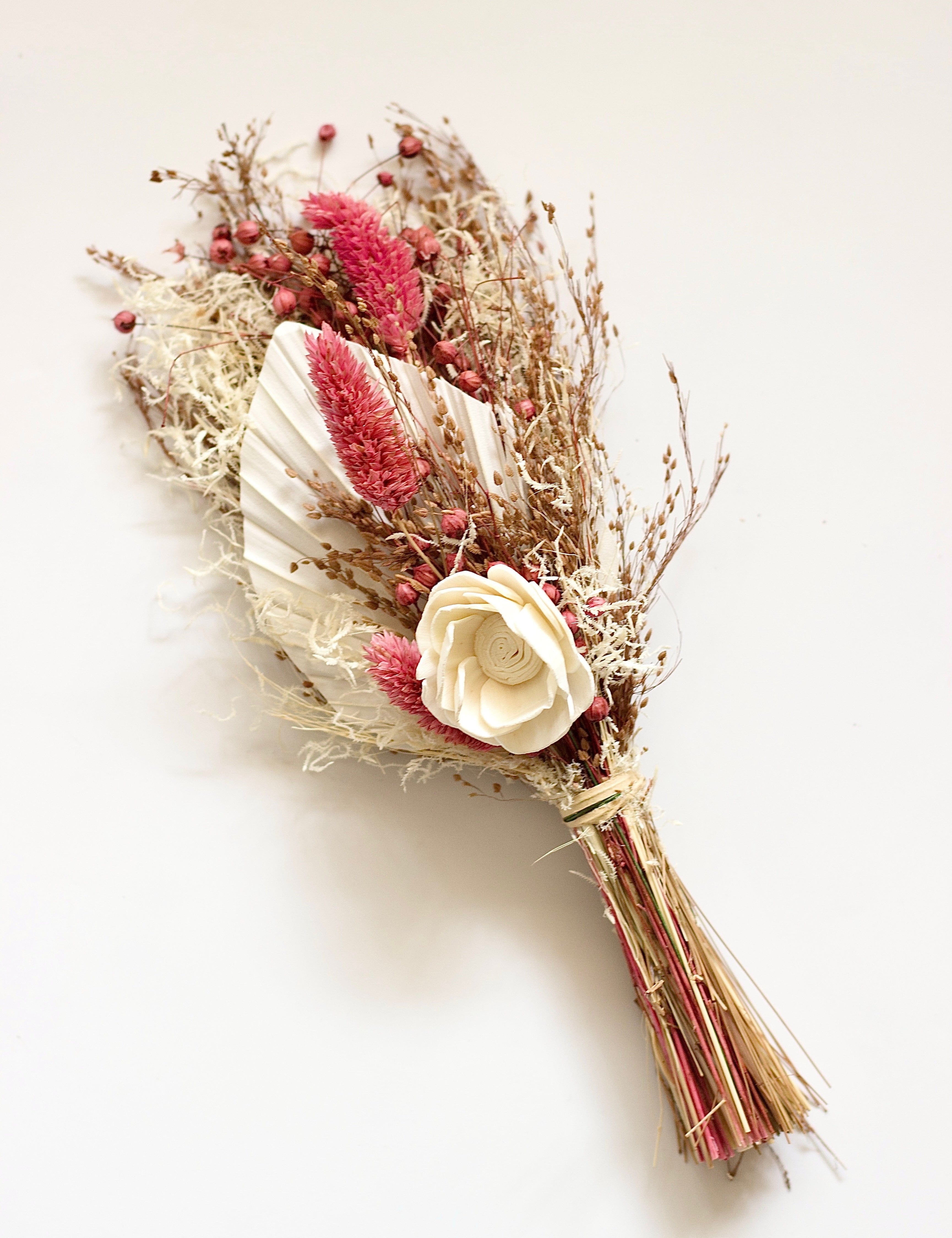 Arla Dried Flowers with Glass Vase