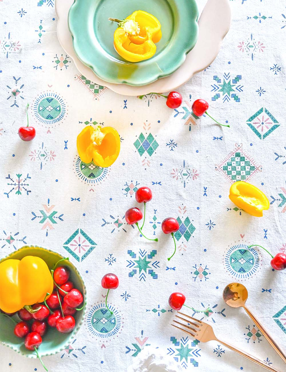 Astral Cotton Table cover - 6 Seater