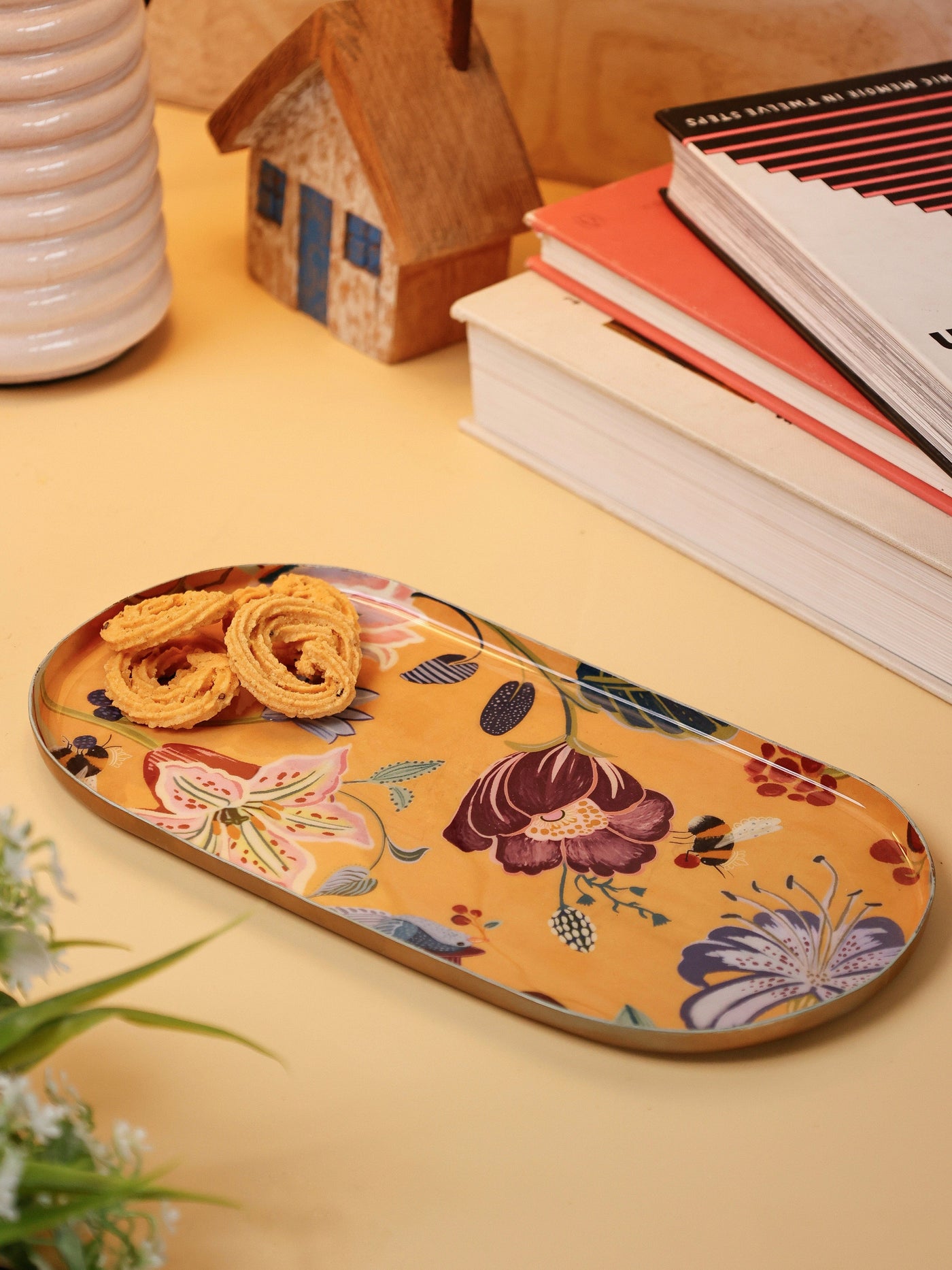 Bloom Room Metal Platter - Yellow - Medium