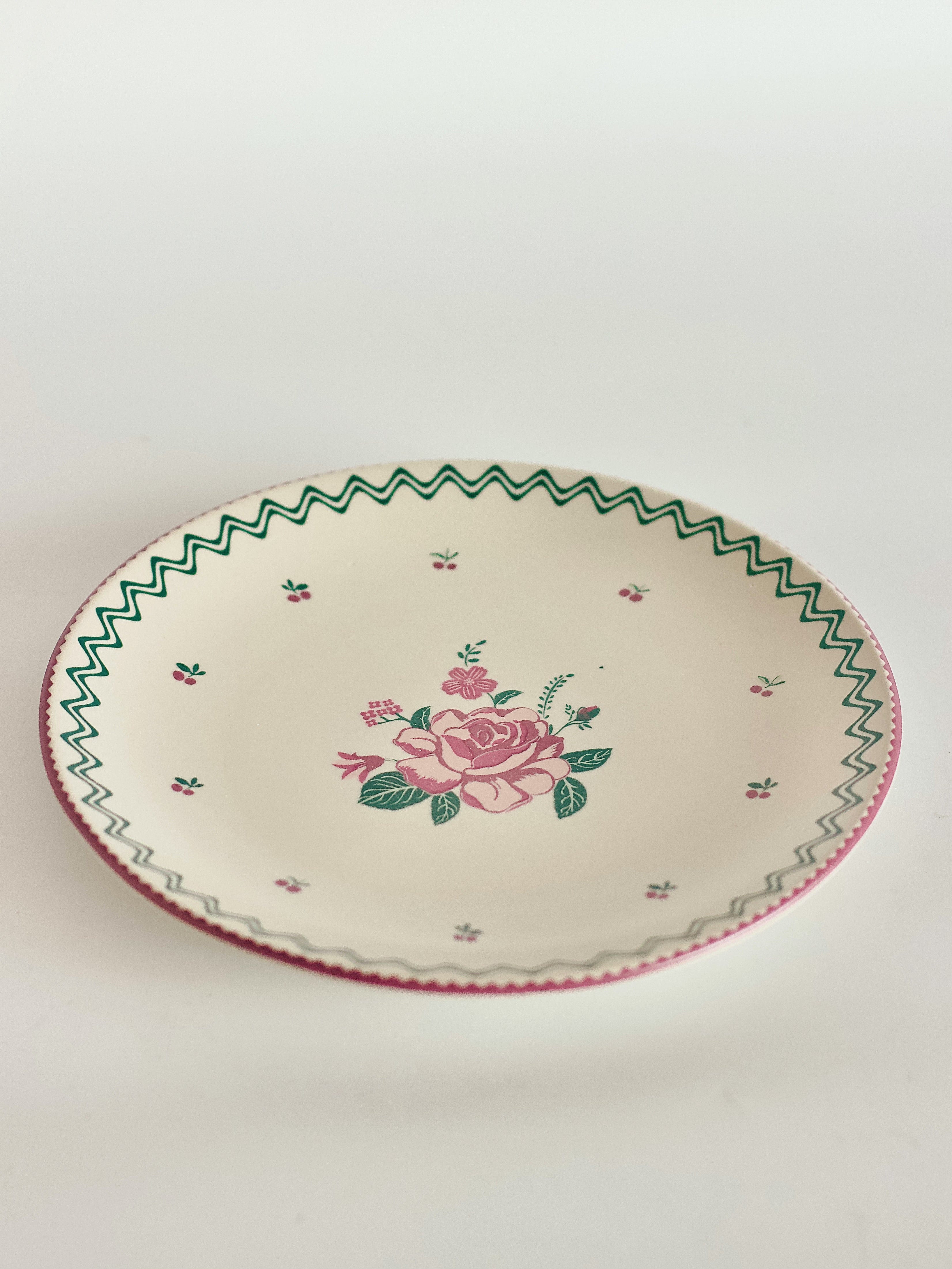 Bloomsberry Ceramic Coupe Plate | The Wishing Chair