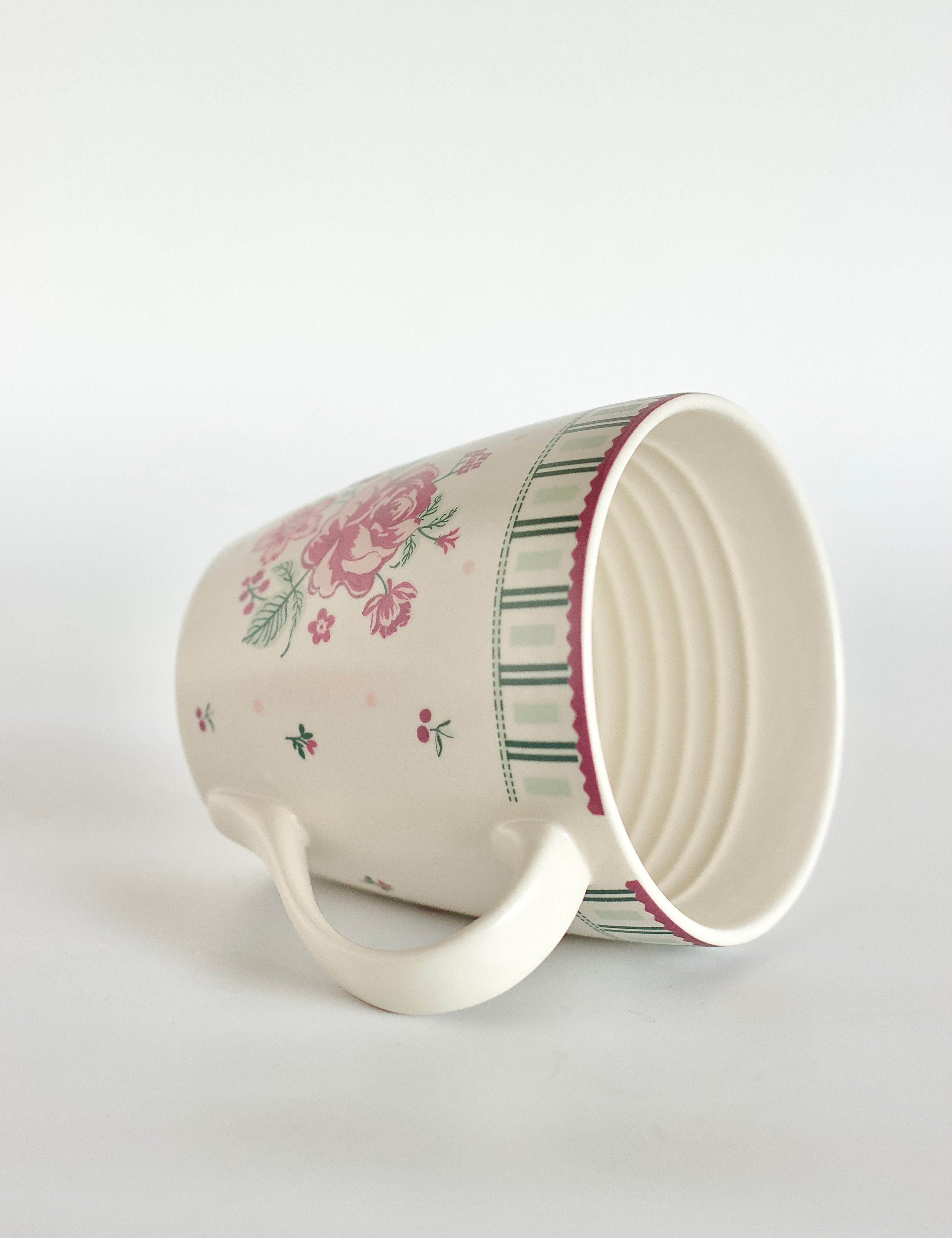 Bloomsberry Ceramic Mug
