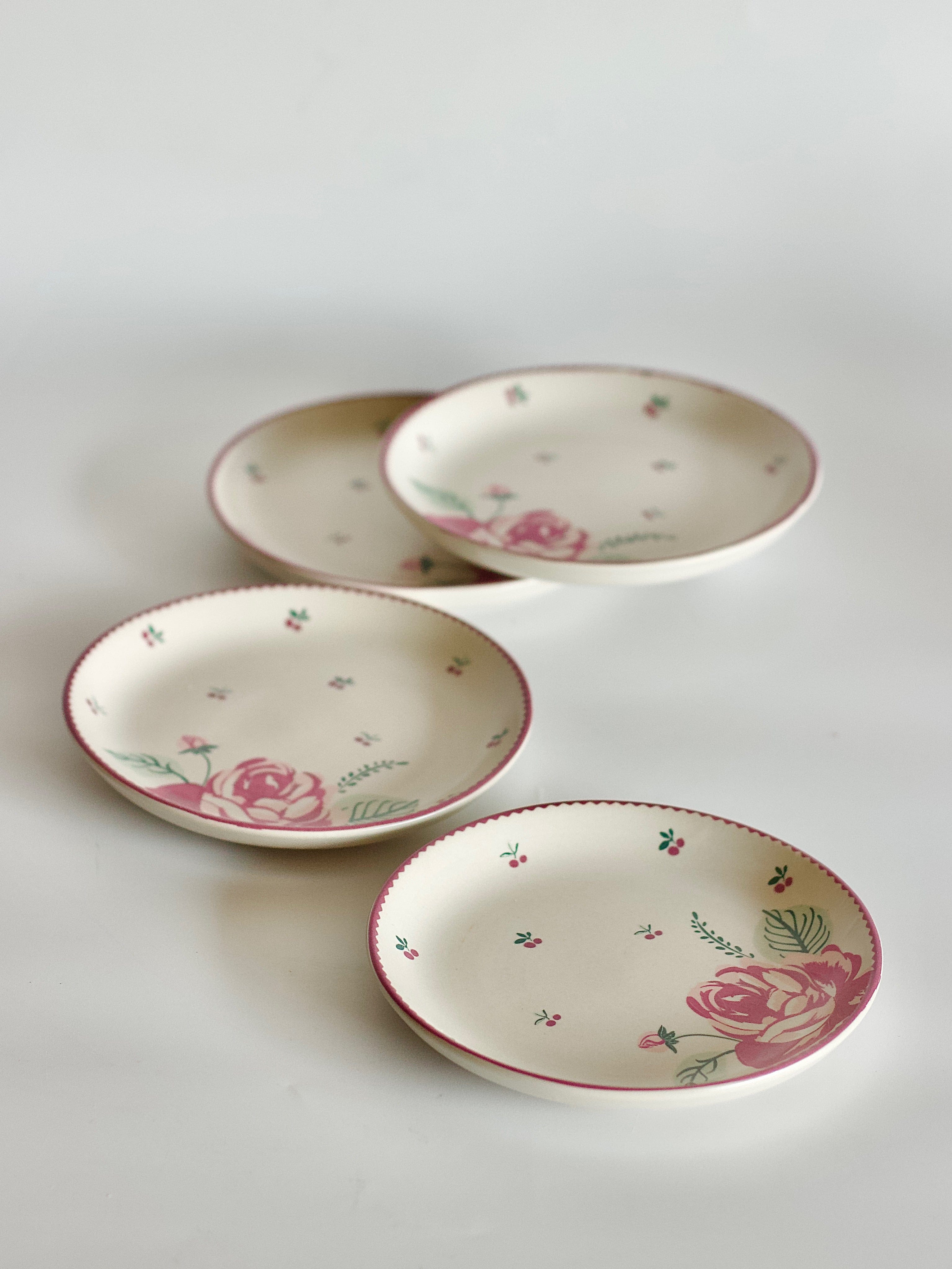 Bloomsberry Ceramic Snacks Plate 12cm - Set of 4 | The Wishing Chair
