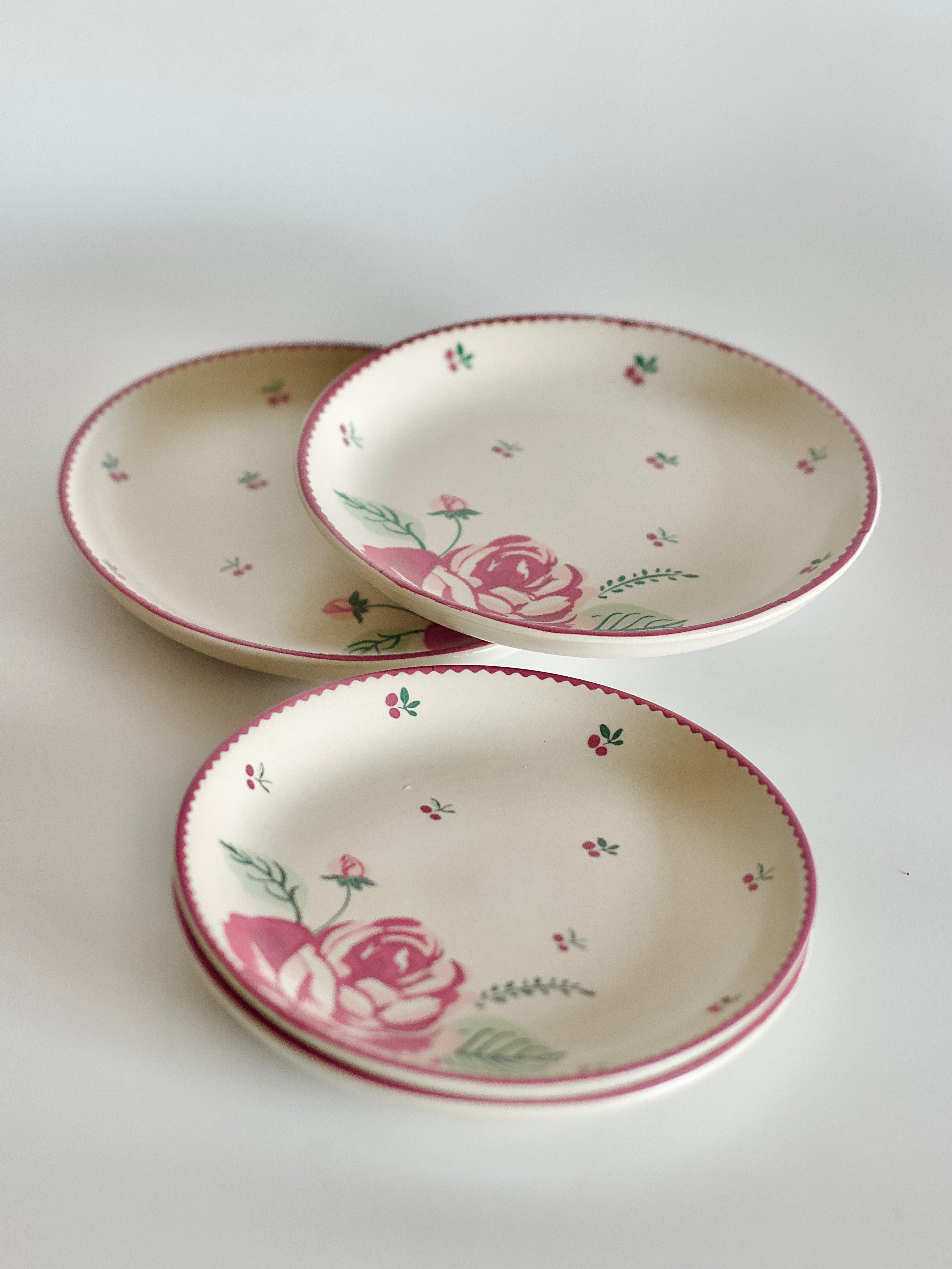 Bloomsberry Ceramic Snacks Plate 12cm - Set of 4 | The Wishing Chair