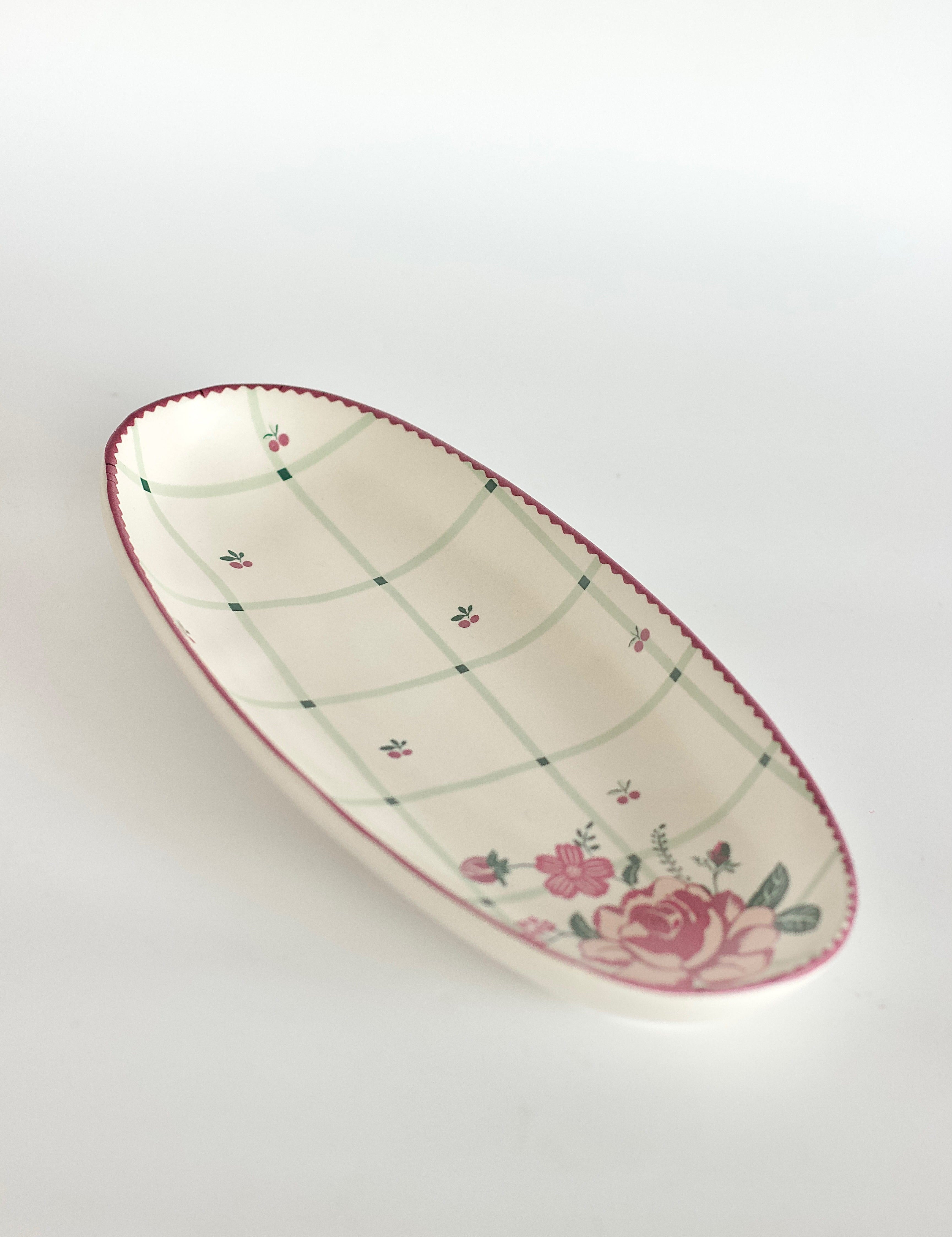 Bloomsberry Platter 26cm | The Wishing Chair