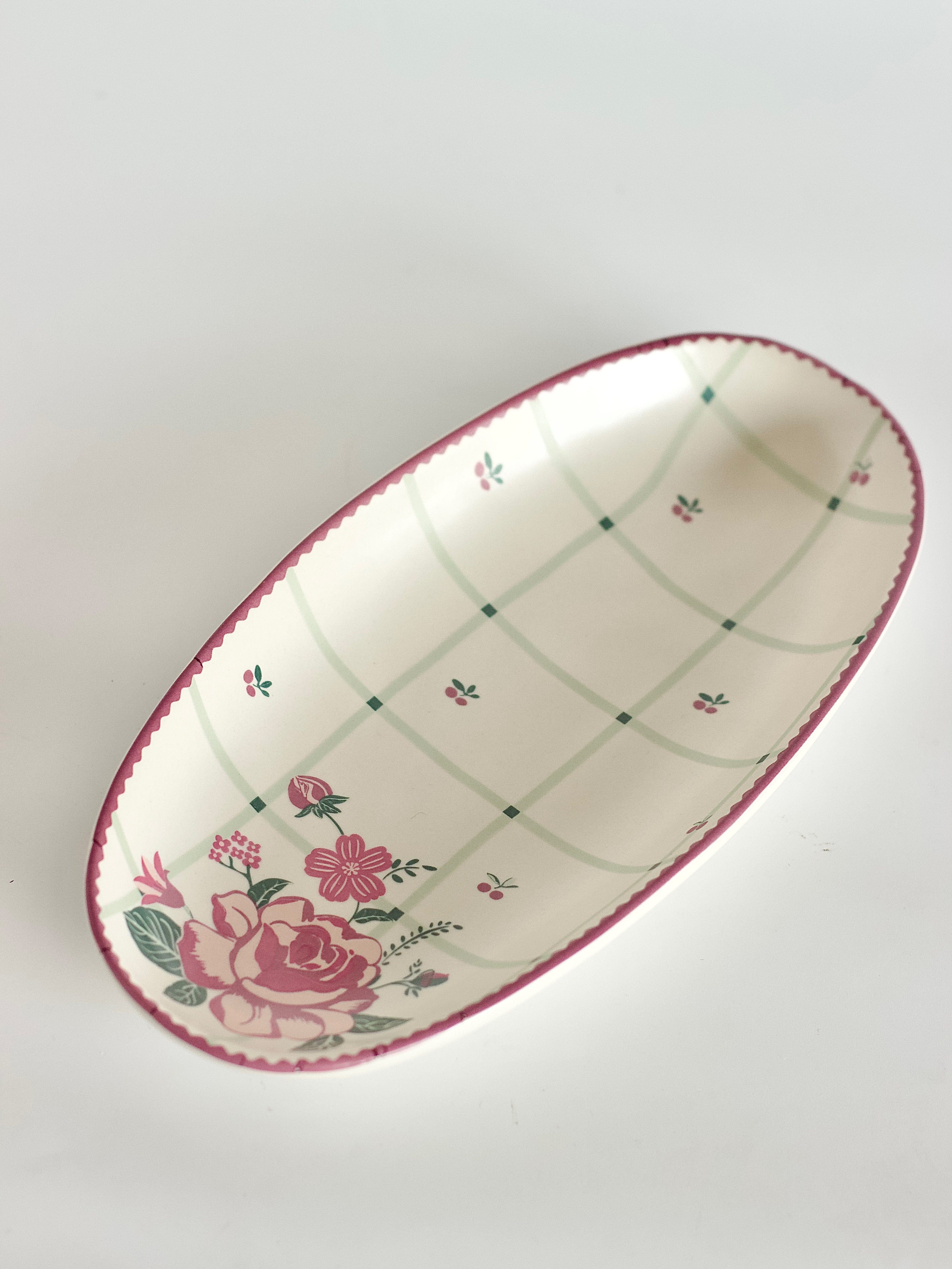 Bloomsberry Platter 26cm | The Wishing Chair