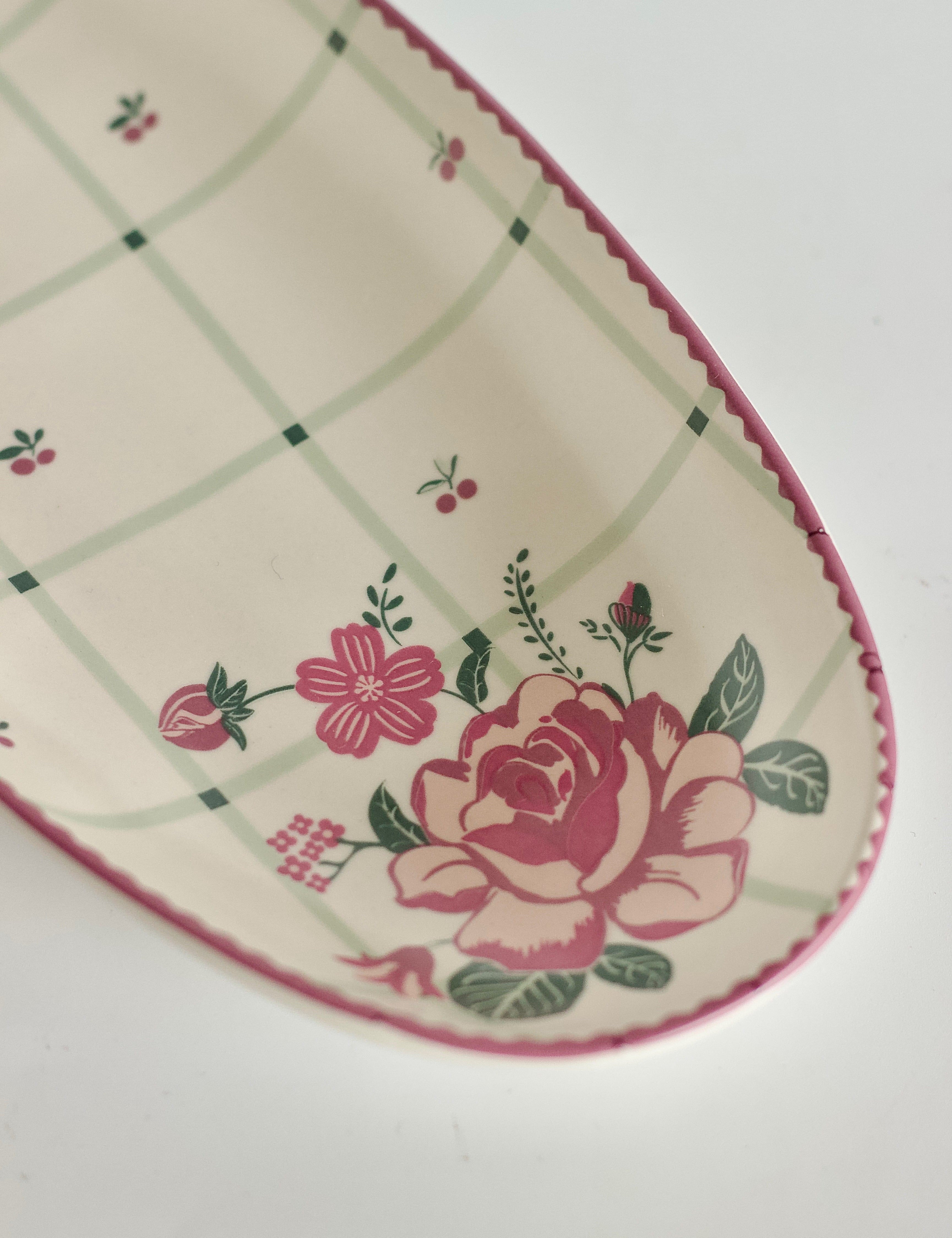 Bloomsberry Platter 26cm | The Wishing Chair