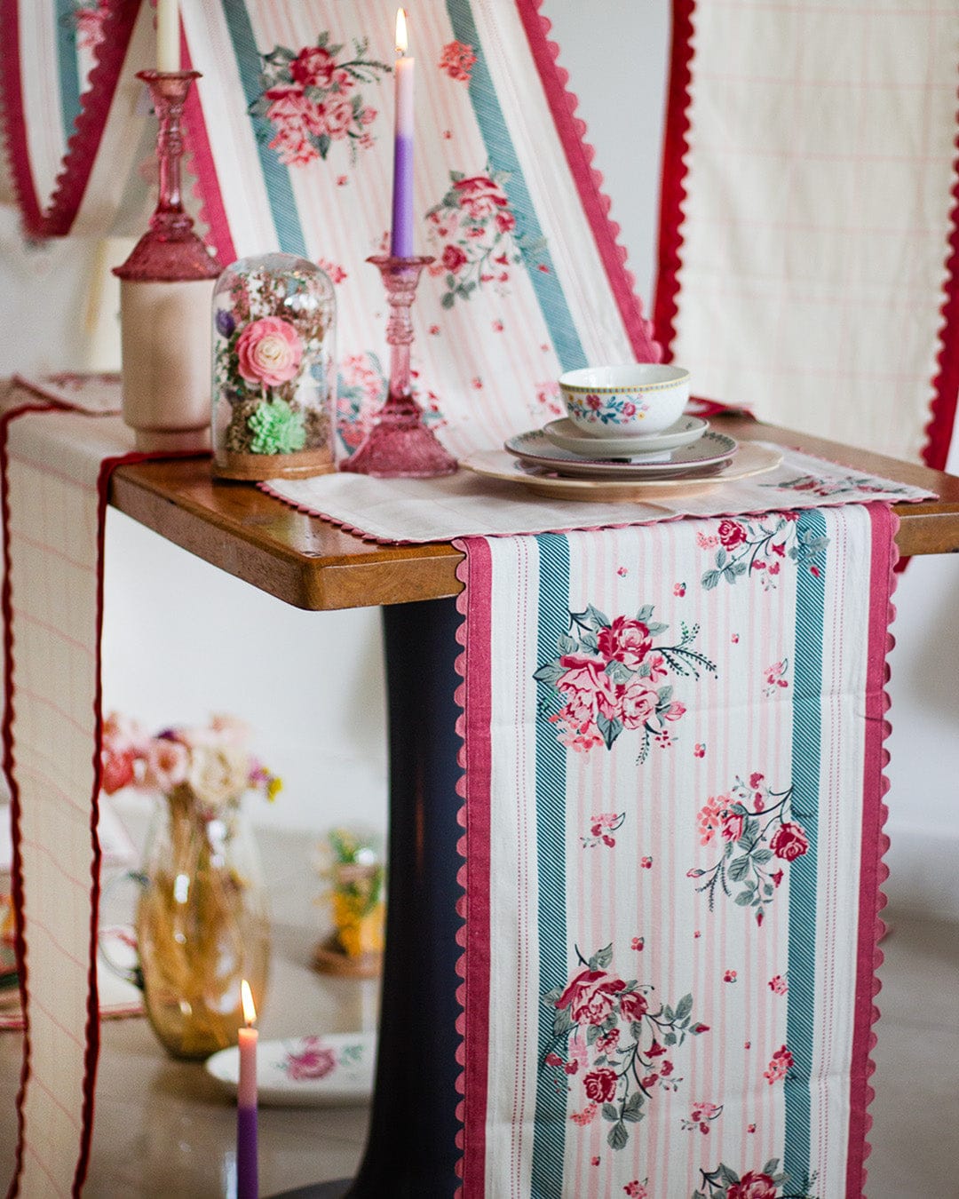 Blushstroke Table Linen Set