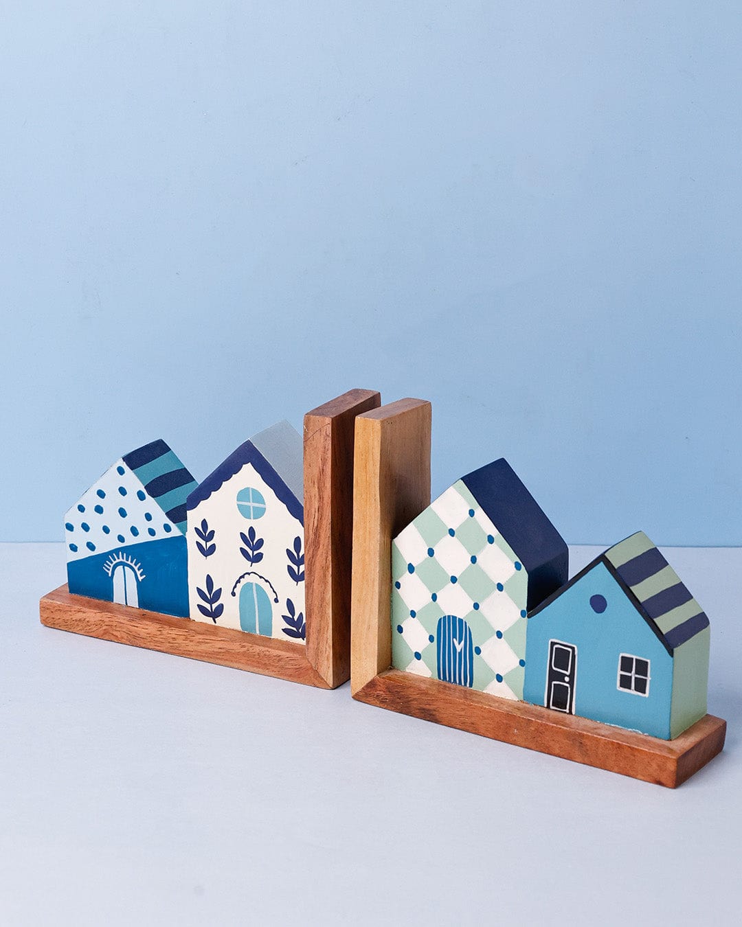 Book Nook Hanpdainted Bookends - Set of 2
