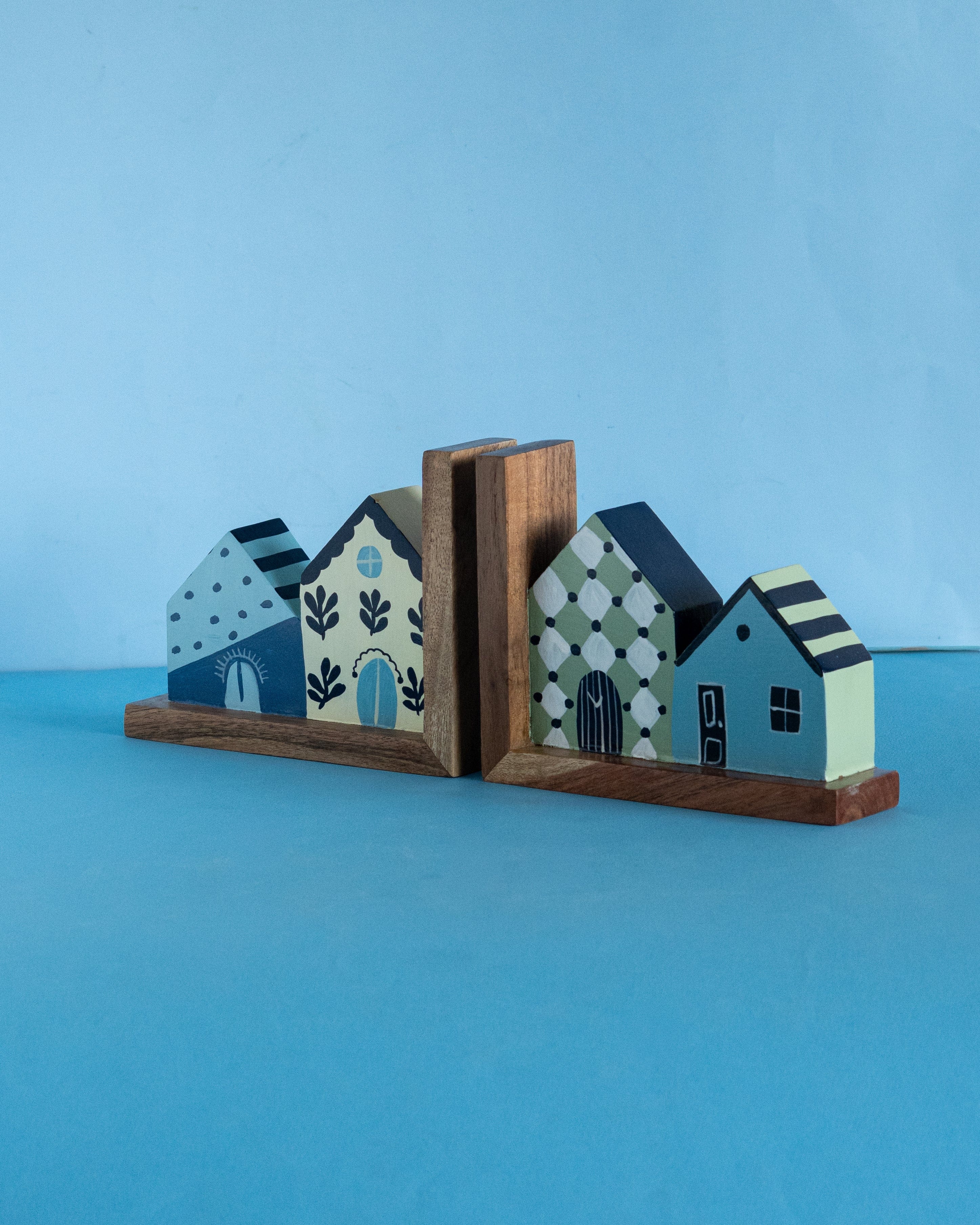 Book Nook Handpainted Bookends - Set of 2 | The Wishing Chair