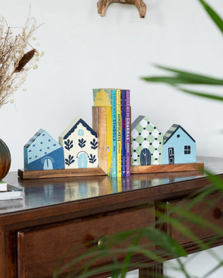 Book Nook Hanpdainted Bookends - Set of 2