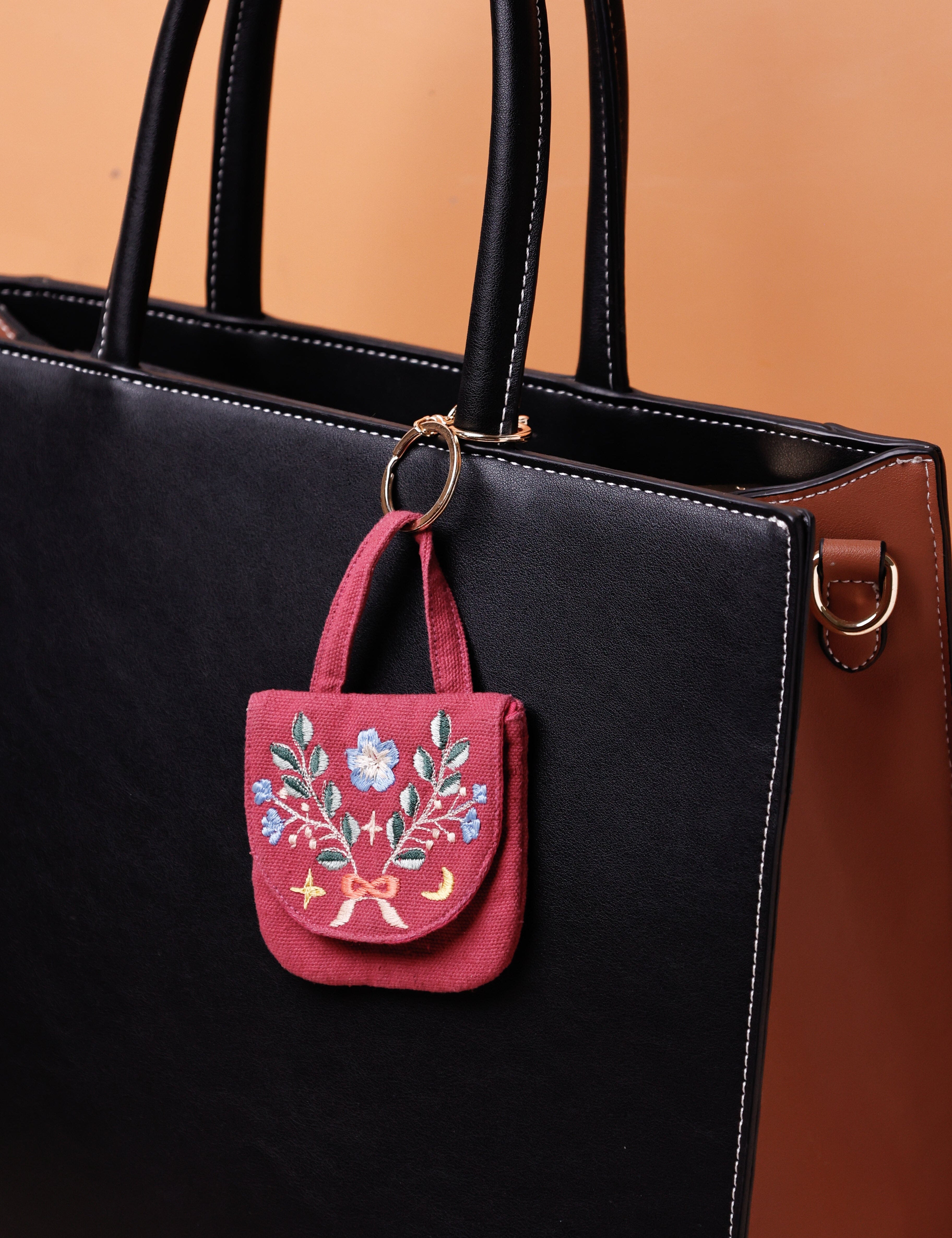 Botanica Airpod Case Storage Keychain