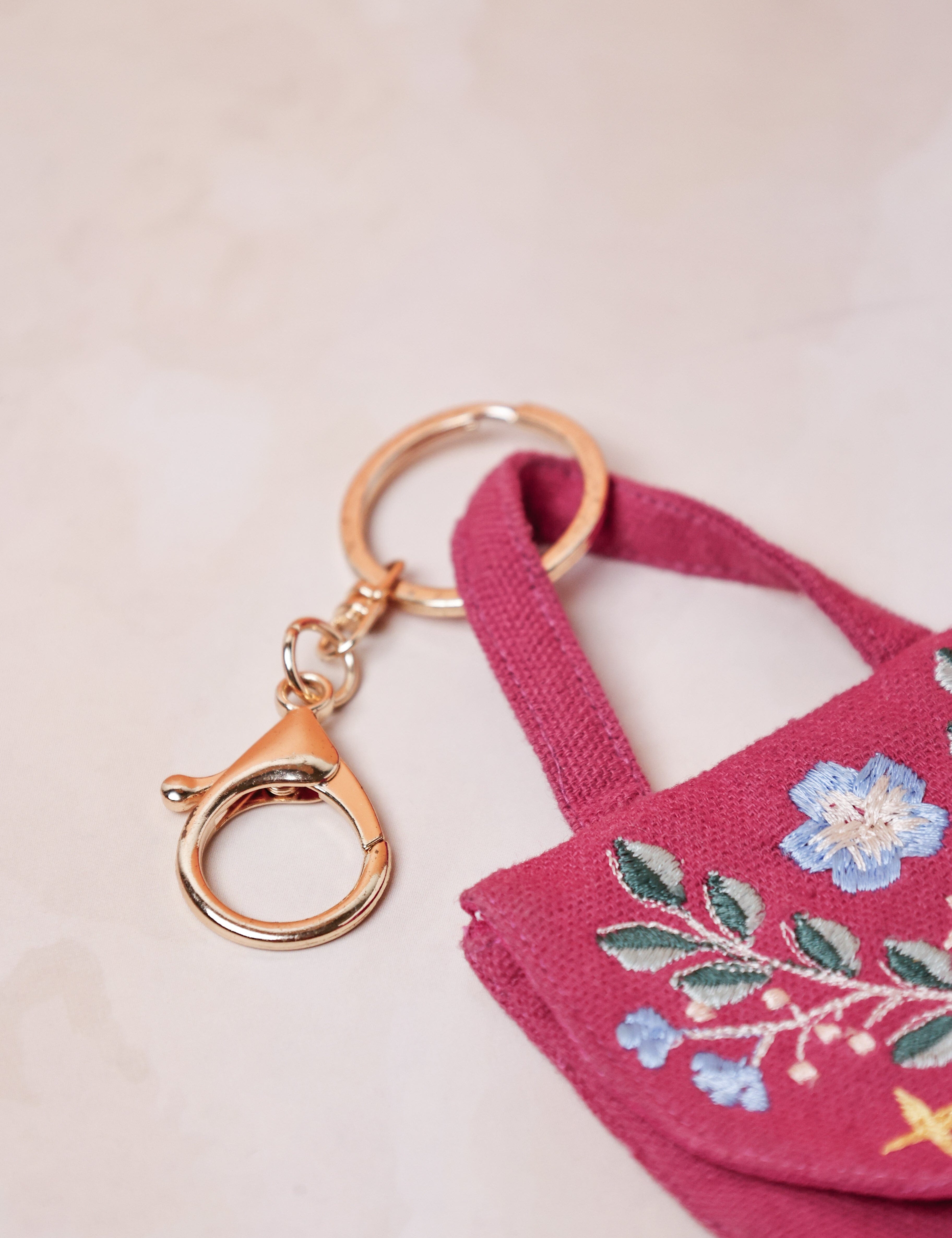 Botanica Airpod Case Storage Keychain