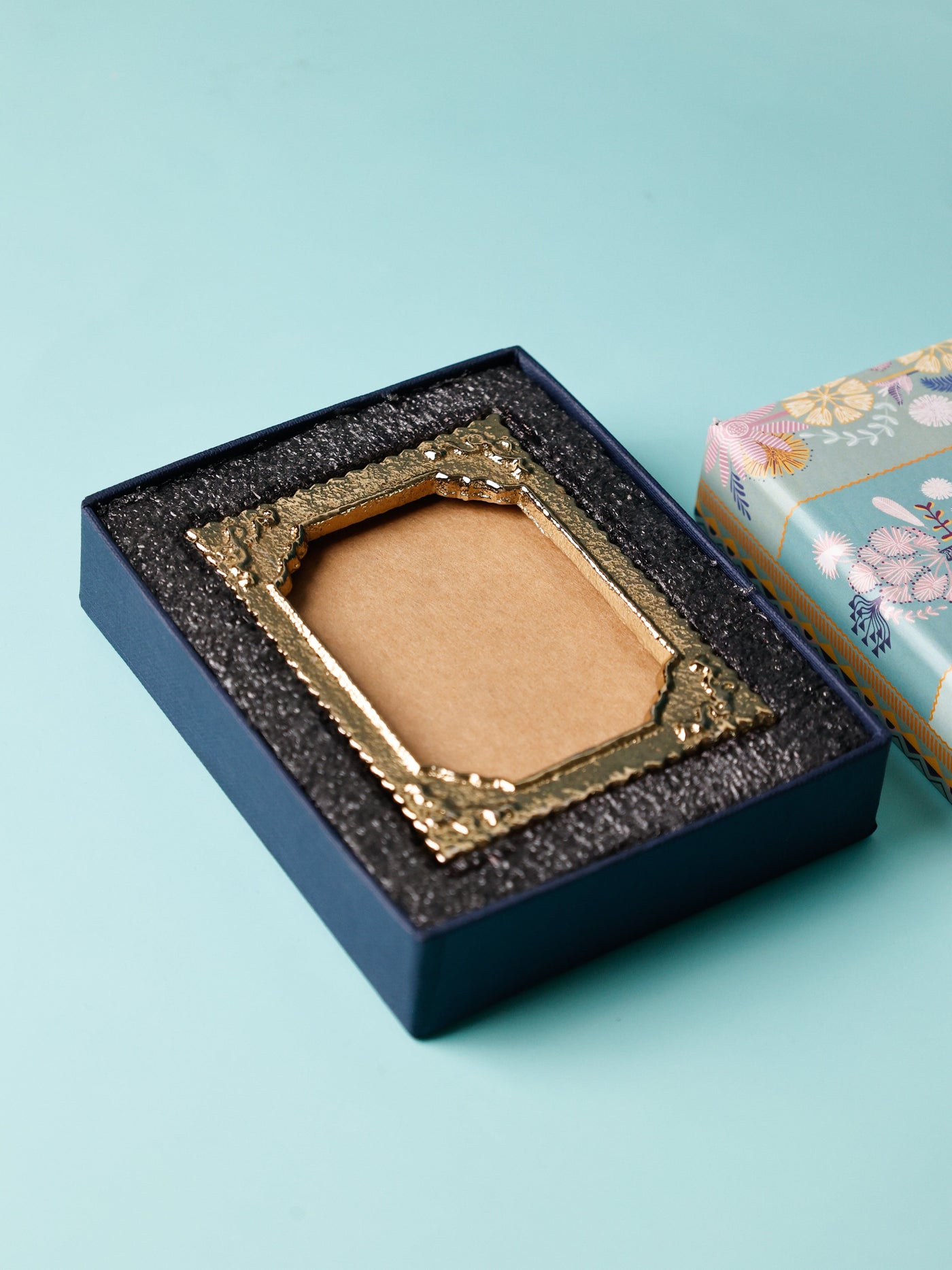 Bowette Metal Fridge Magnet Photoframe