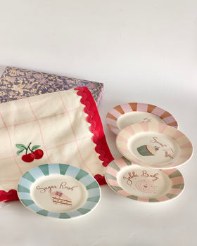 curated gift box Dessert Lovers: The Sweeth Tooth Edit Gift Box