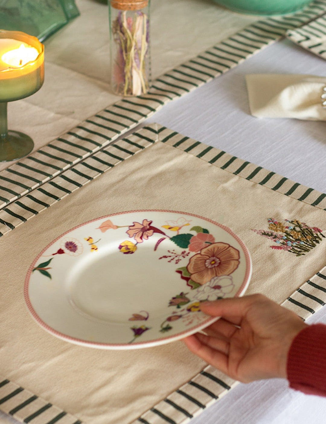 Cushion Cover Let Love Bloom Table Mat - Set Of 4