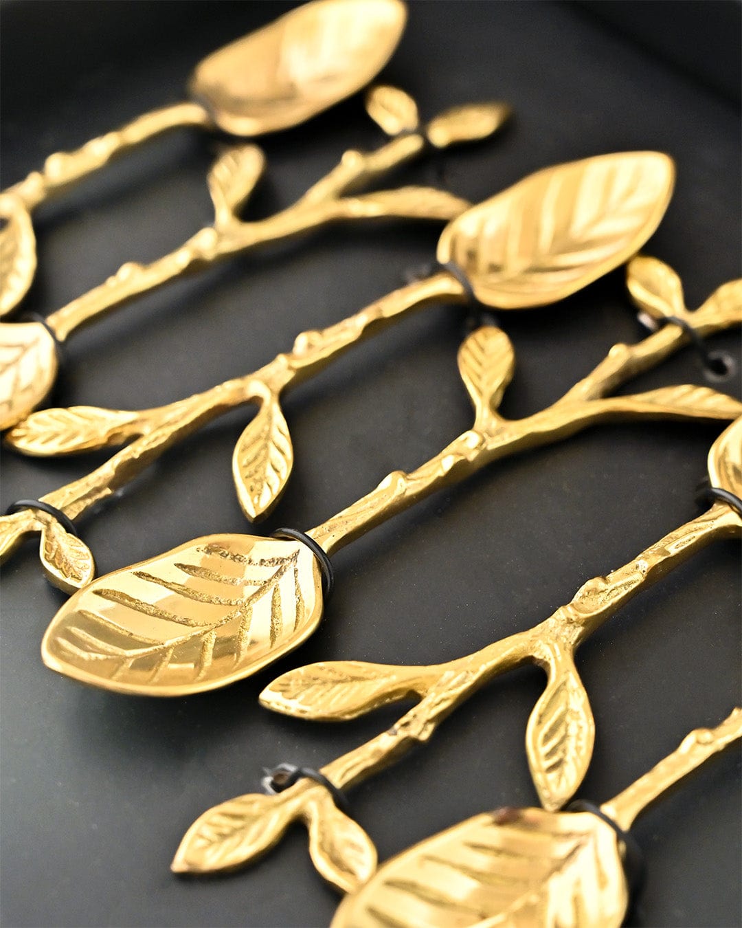 Cutlery Not So Green Leaf Dessert Spoon- Set Of 6