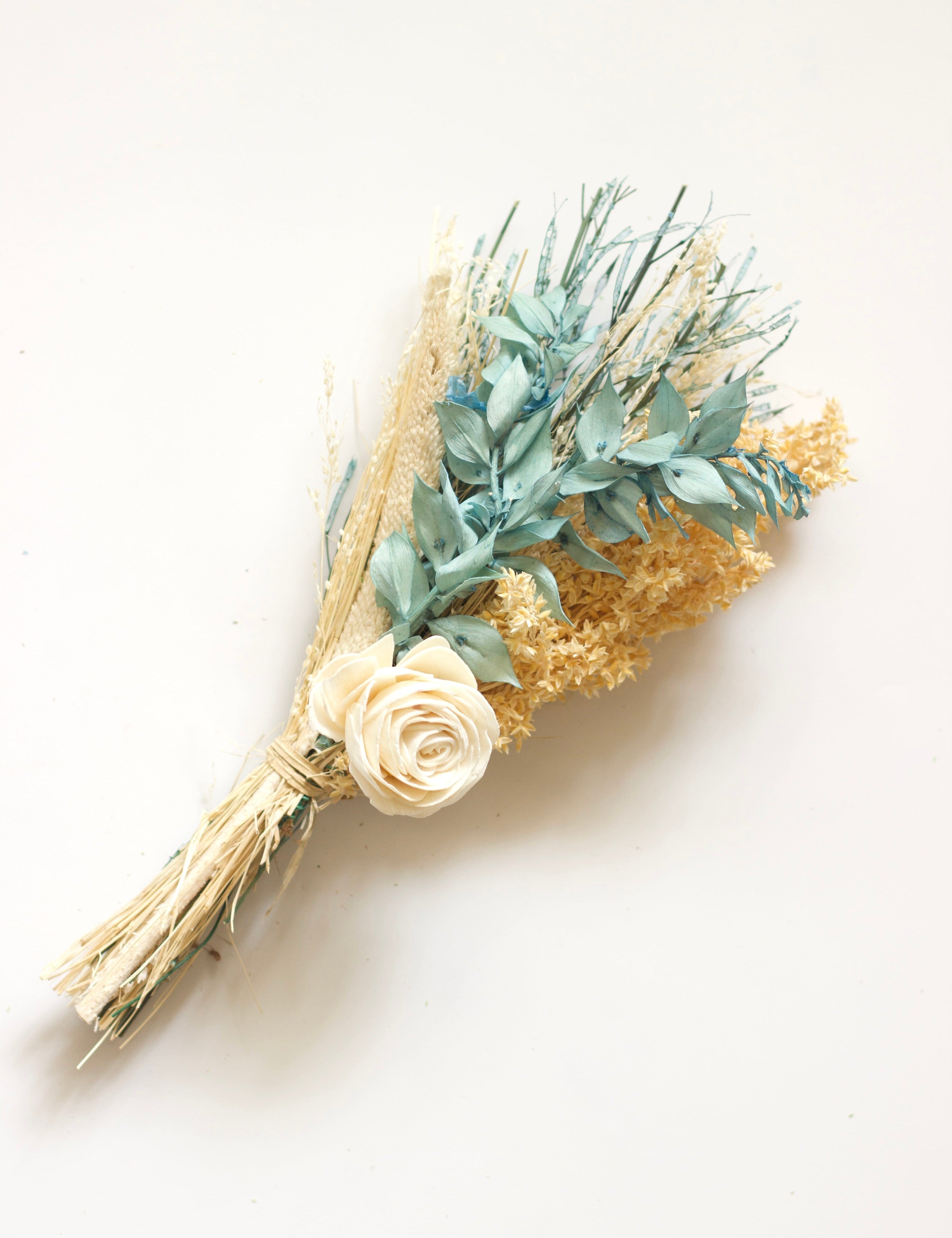 Dream Botanique Glass Vase with Botanical Flowers- Azure