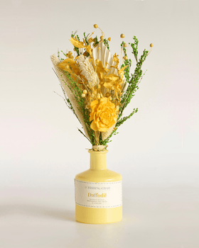 Dream Botanique Glass Vase with Botanical flowers - Daffodil