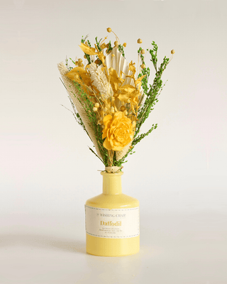 Dream Botanique Glass Vase with Botanical flowers - Daffodil