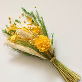 Dream Botanique Glass Vase with Botanical flowers - Daffodil