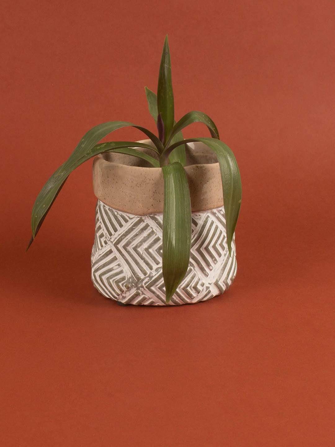 Gunny Sack Ceramic Planter