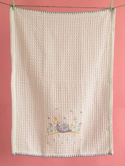 Happy Snail Waffle Hand Towel