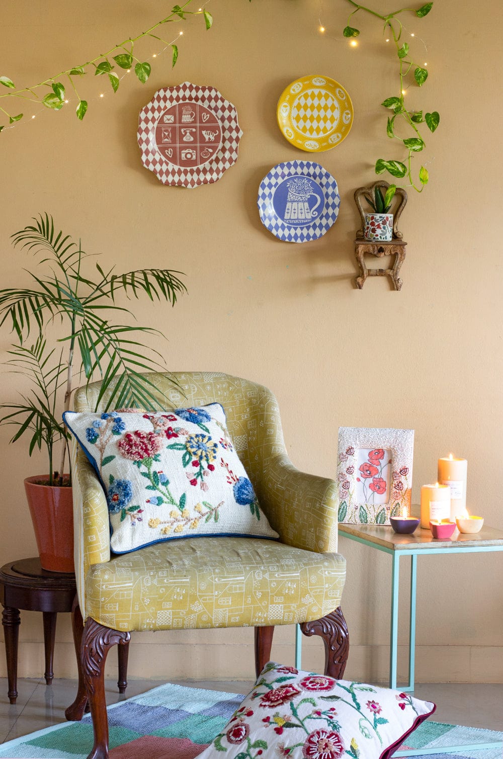 Harlequin & Flowers Ceramic Wall Plate