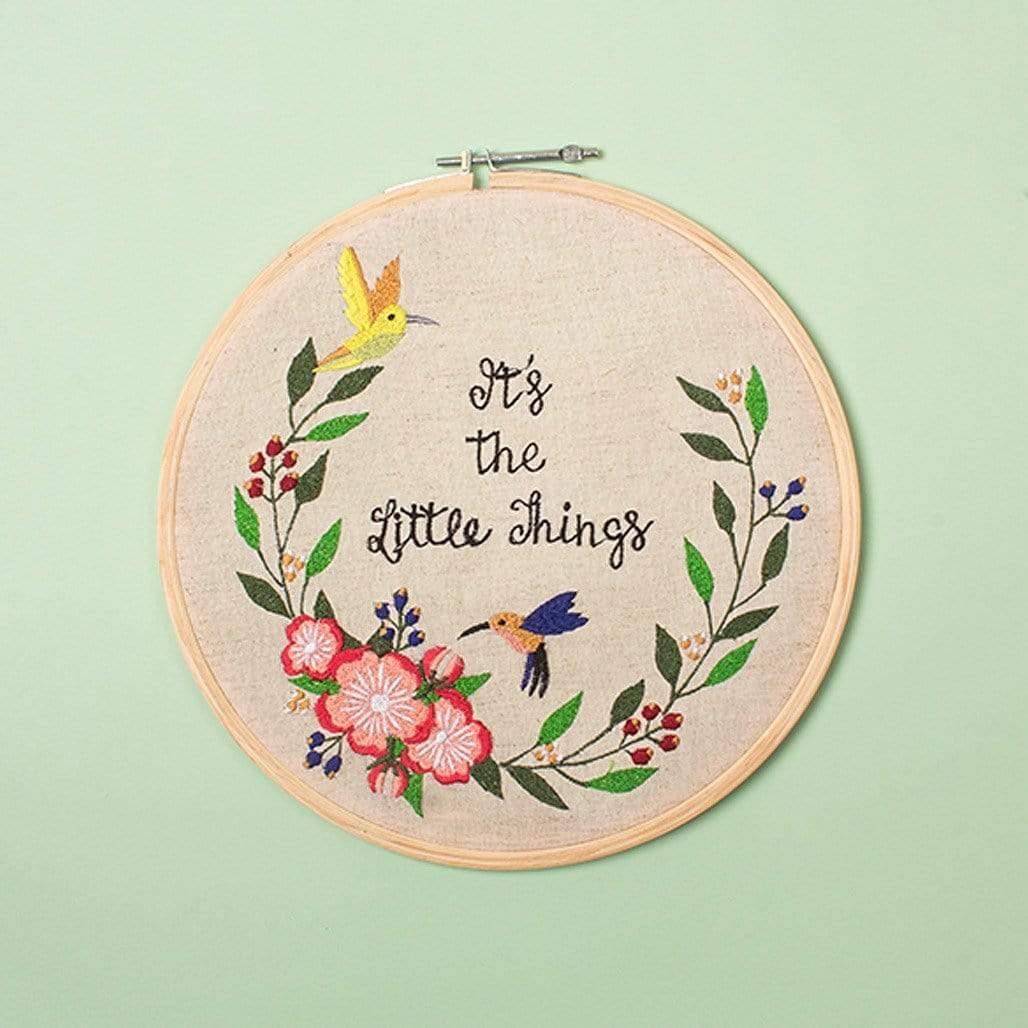 It's The Little Things Wall Hoop -10 Inch