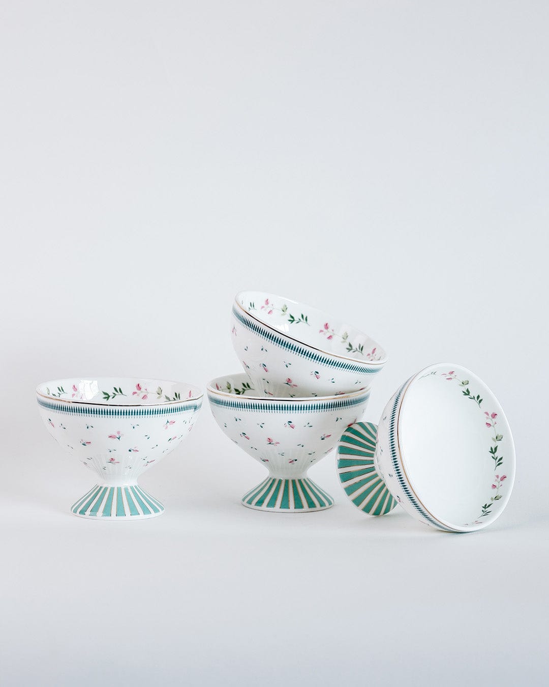 Magique by The Wishing Chair: Portrait of a Rose Dessert Cups - Set of 4