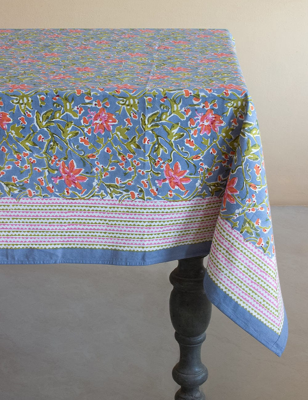 Love in Full Bloom Table Cloth - 6 seater