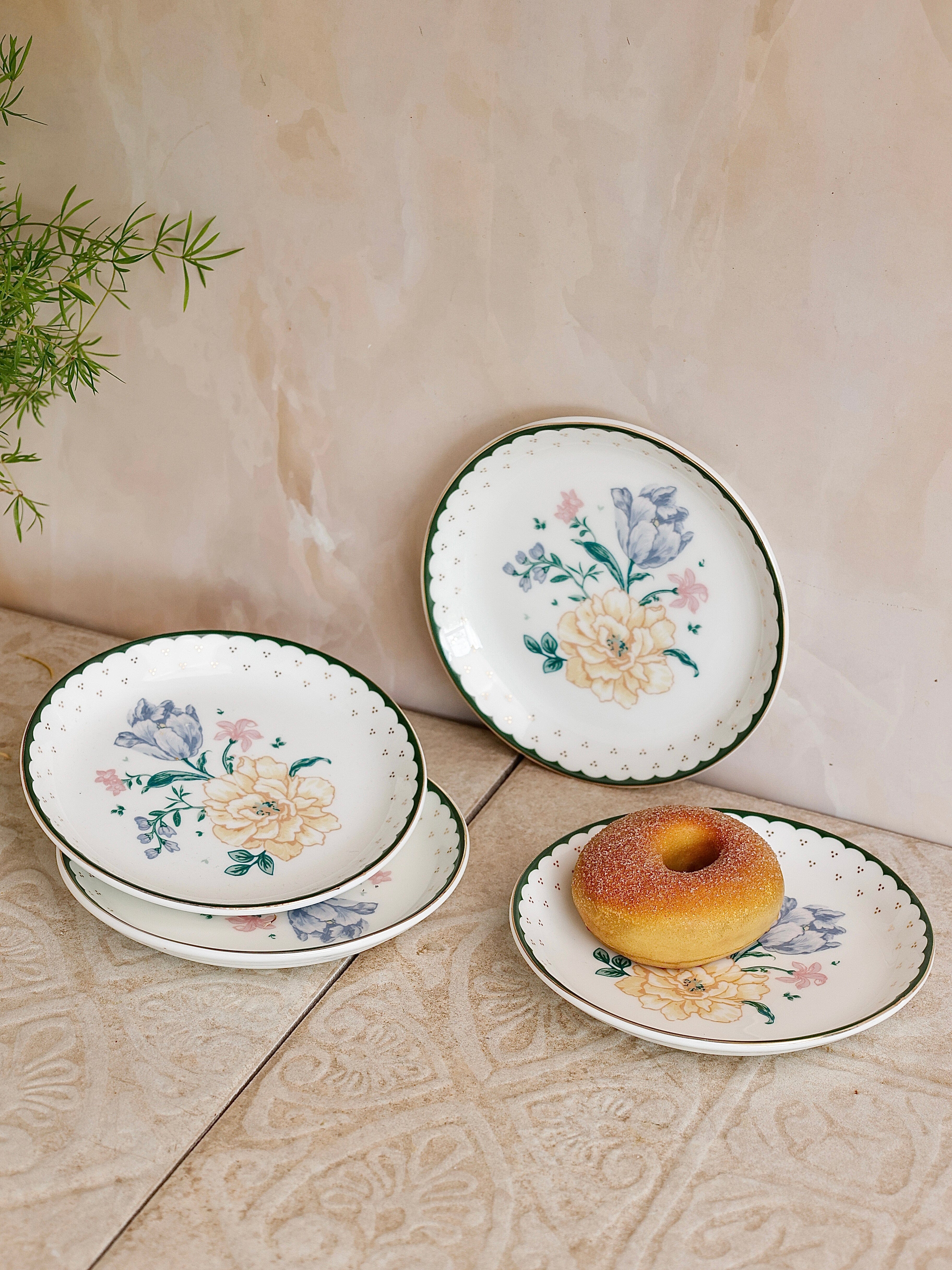 Magique by The Wishing Chair - Emerald Ribbon Fine China Snack Plates - Set of 4 - 5.5 inches