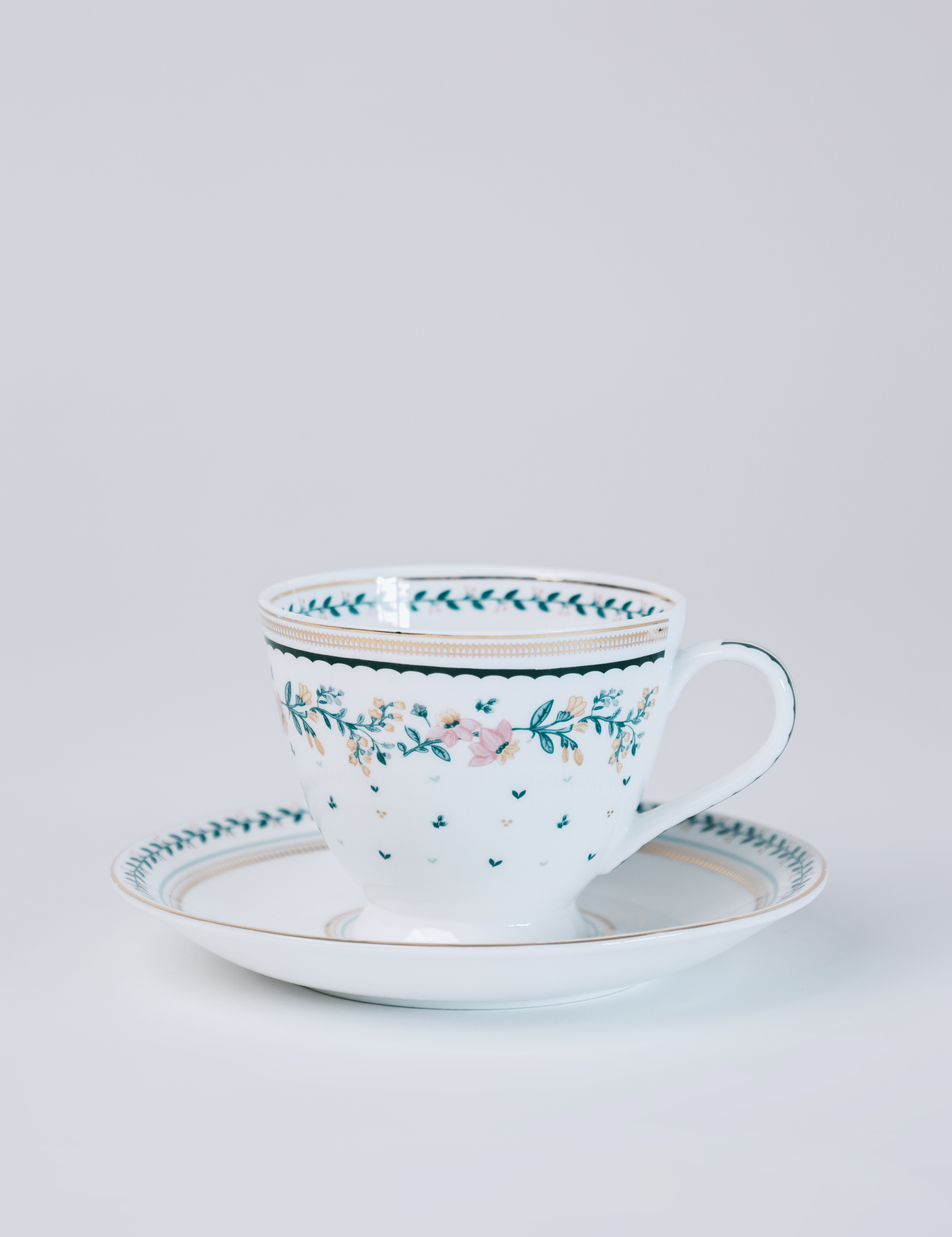 Magique by The Wishing Chair - Emerald Ribbon Fine China Ceramic Collection - Teacups & Saucers - Set of 6