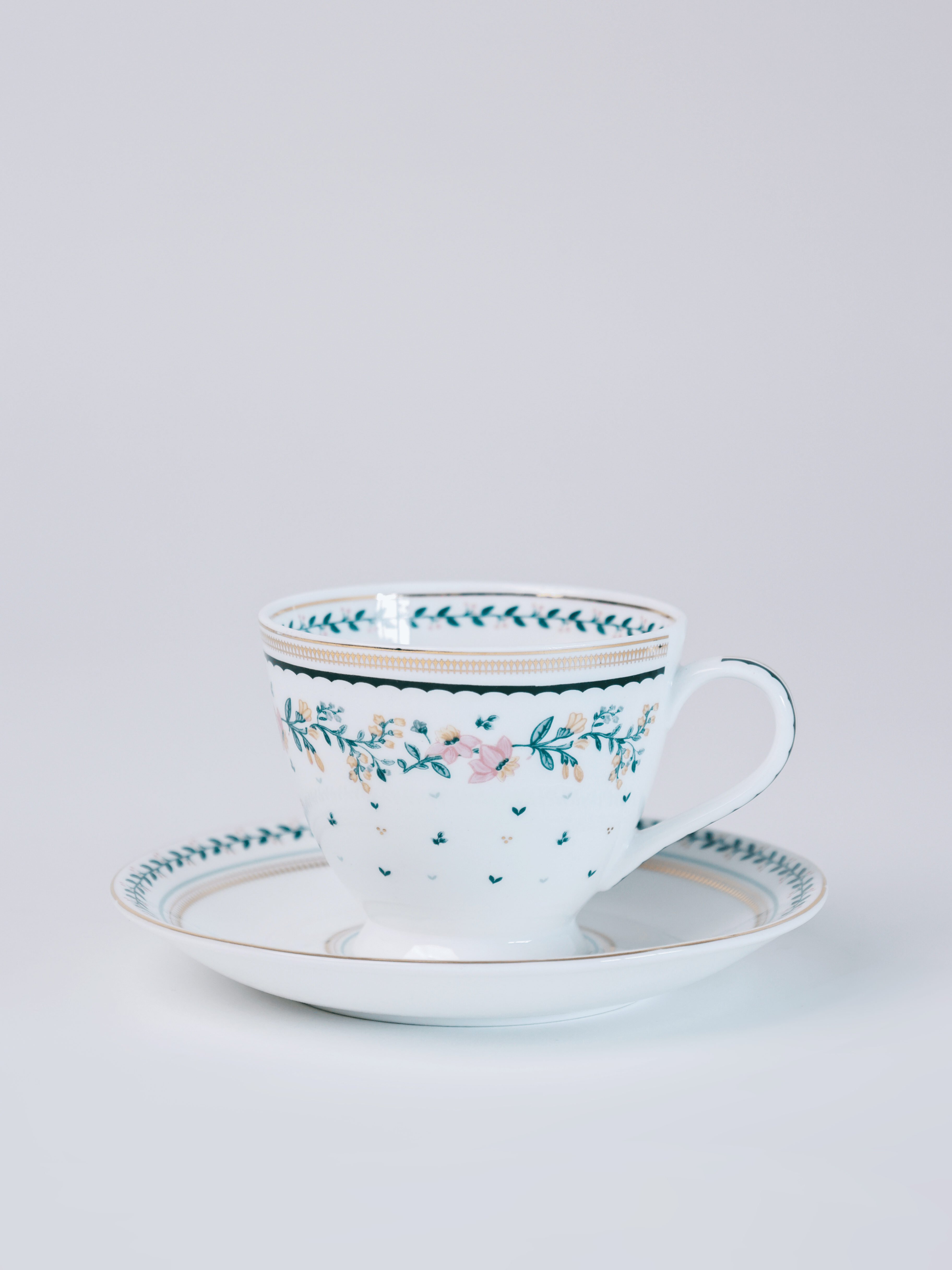 Magique by The Wishing Chair - Emerald Ribbon Fine China Ceramic Collection - Teacups & Saucers - Set of 6