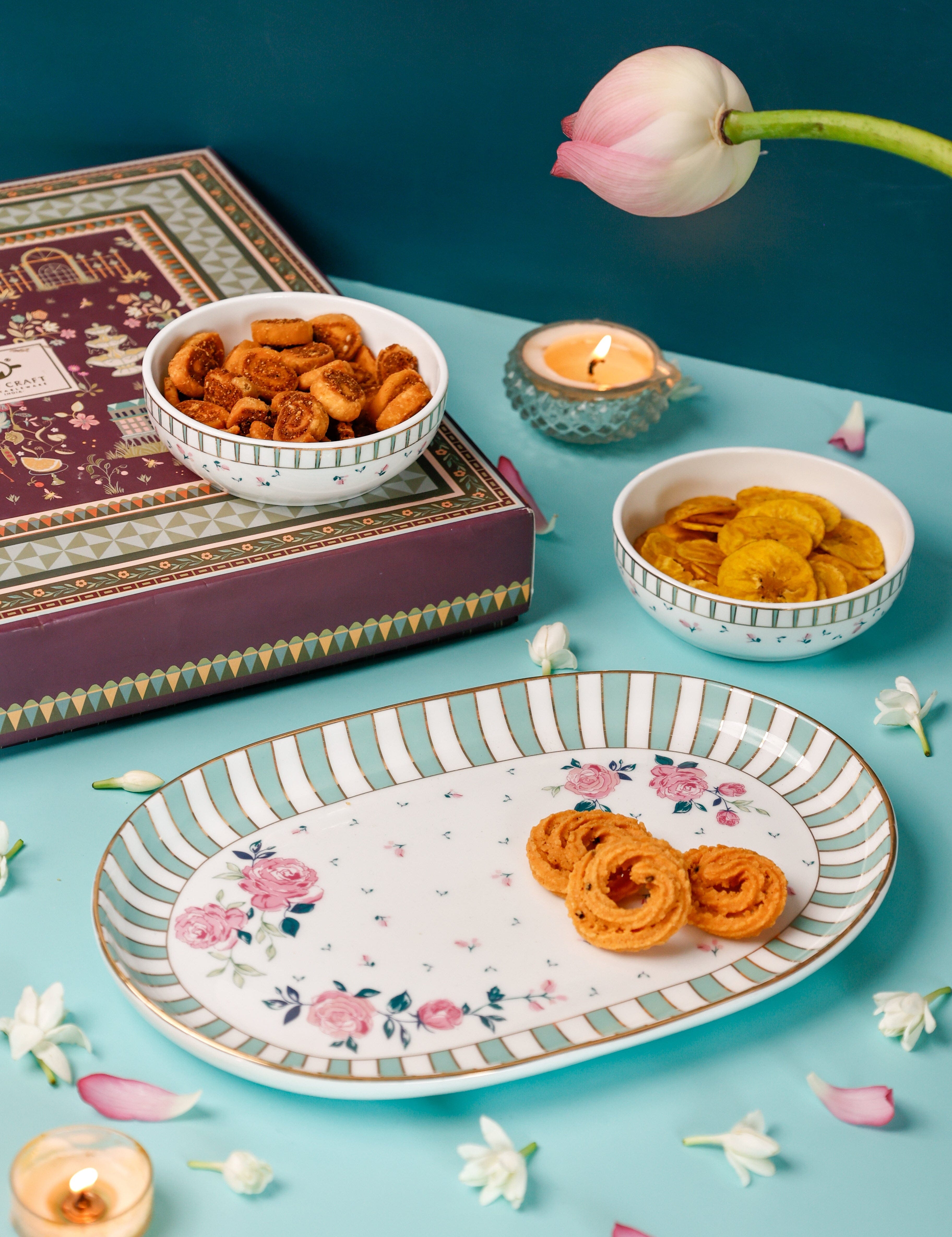 Magique by The Wishing Chair x ClayCraft : Portrait of Rose - Glow Giftbox | Set of 2 bowls & Platter
