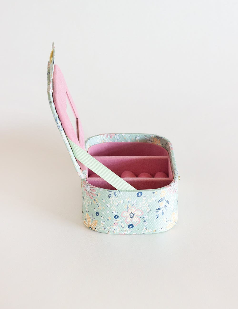 Pearlised Paper Leather Jewellery Box Medium- Mint Magnolias