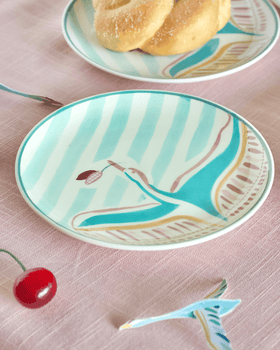 Plate Skylark Handpainted Ceramic Round Plate Curve 16cm