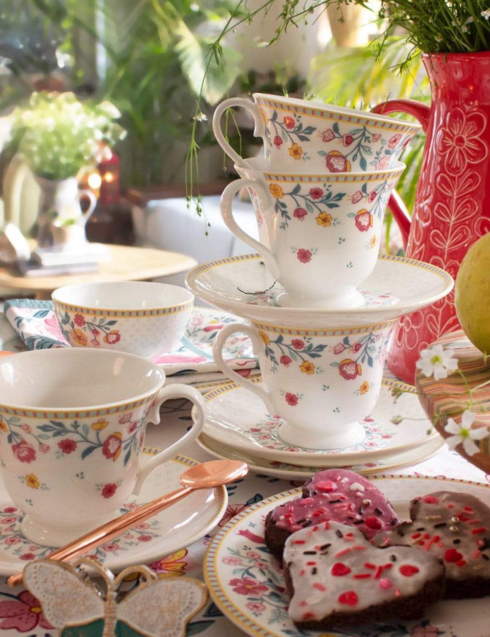 Raindrops And Roses Teacup & Saucer- Set Of 6