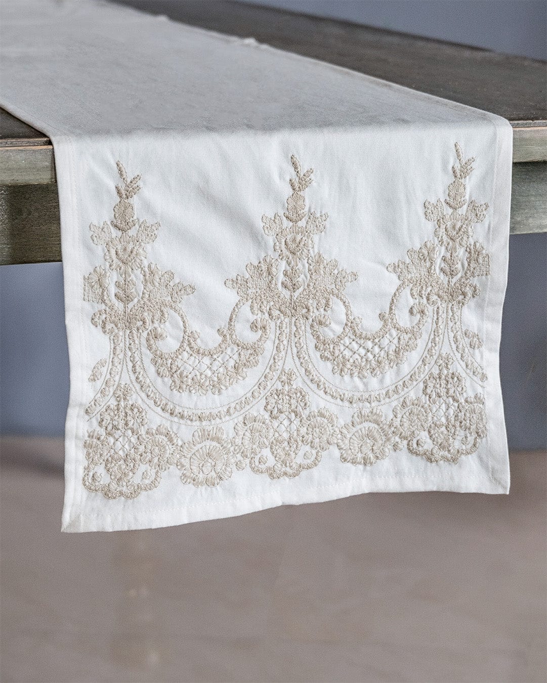 Roshanara Beige Runner