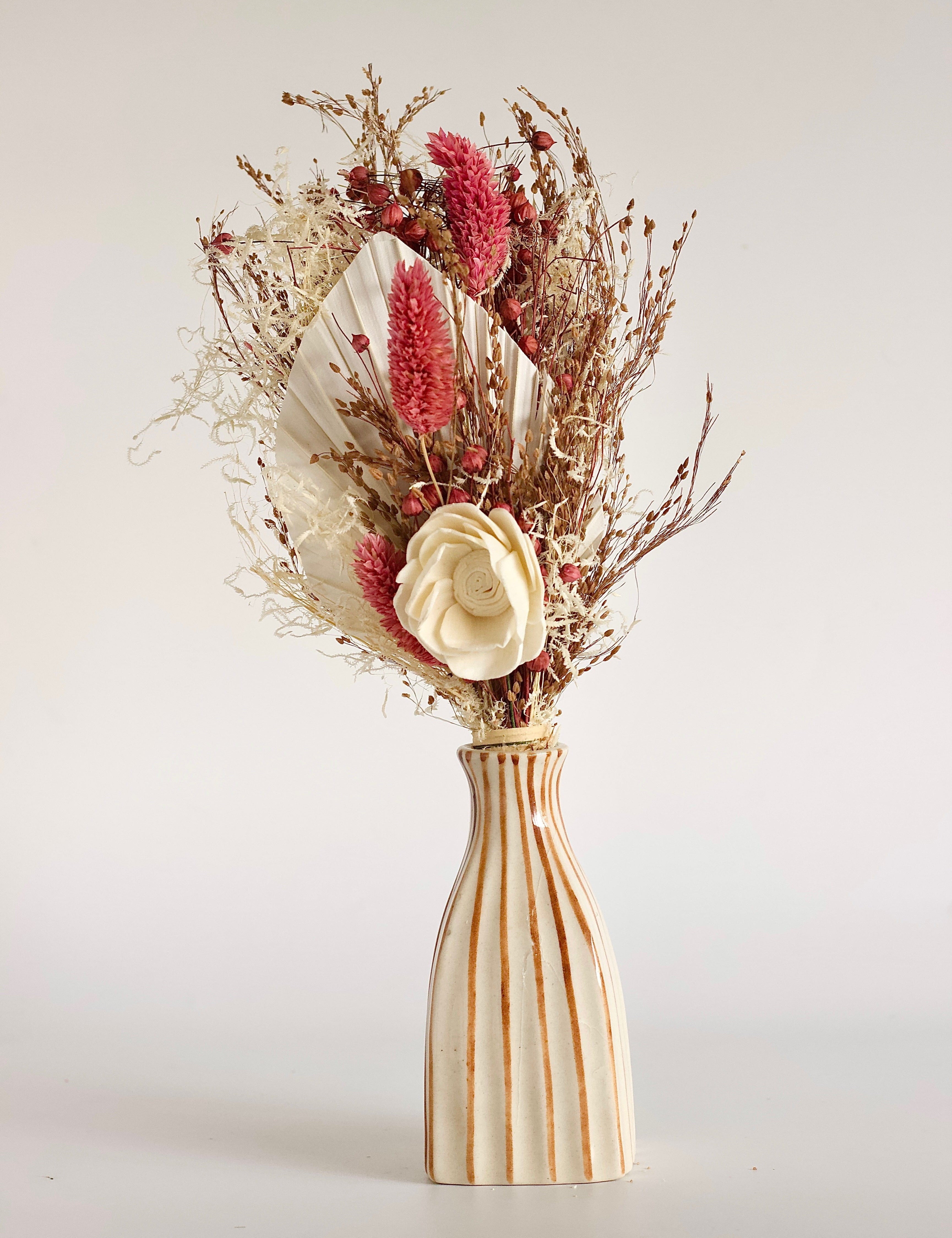 Sonnet Botanique - Reed Diffuser With Ceramic Vase and Botanical Flowers | The Wishing Chair
