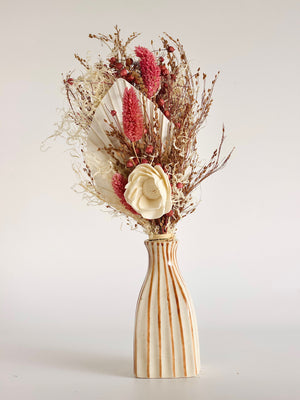 Sonnet Botanique - Reed Diffuser With Ceramic Vase and Botanical Flowers