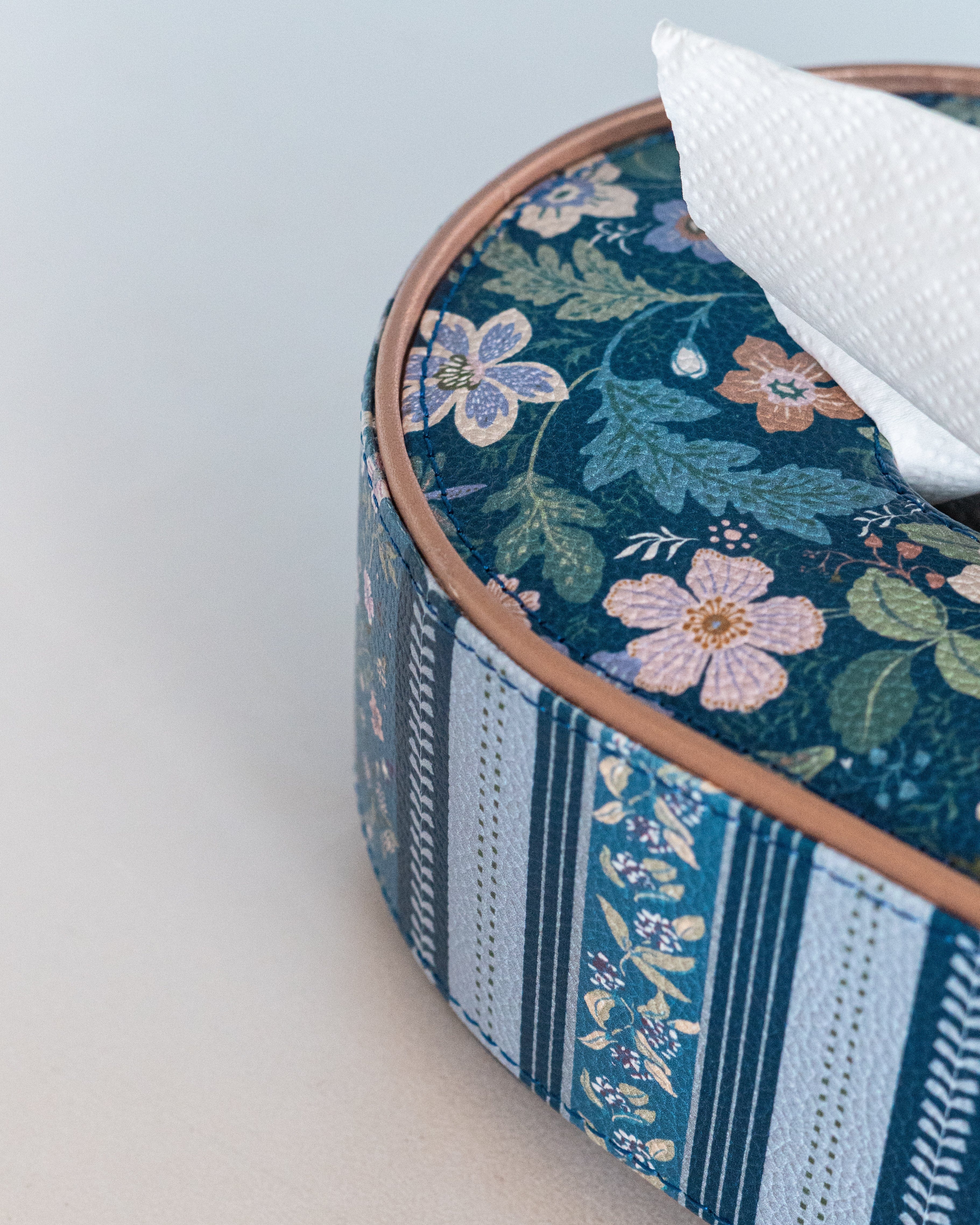 Storage Vegan Leather Tissue Holder | The Wishing Chair